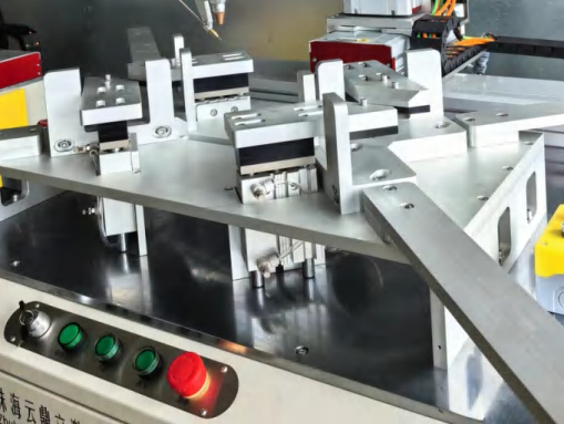 Platform-Based Laser Welding Machine for Doors and Windows